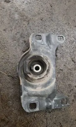 Volvo V50 Engine mount bracket 5N517M121KD