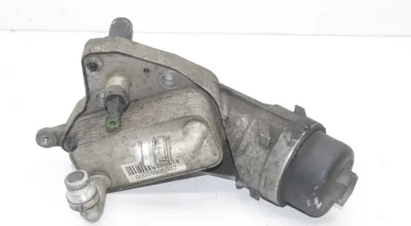 Opel Insignia A Engine oil radiator 55595532
