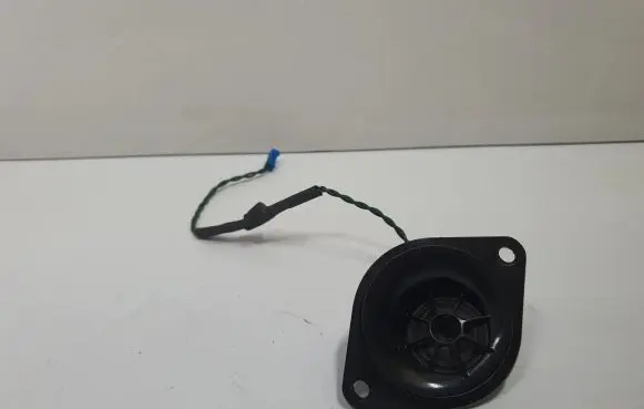 BMW 5 F10 F11 Panel speaker 9175696 65139175696
