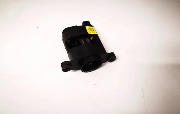Tesla Model S Interior temperature sensor 20200701