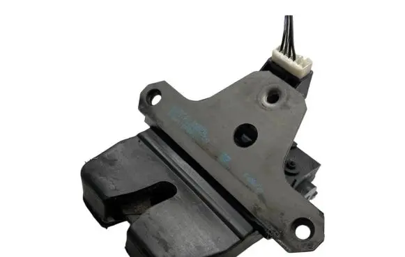 Ford Focus Tailgate/trunk/boot lock/catch/latch 8M51R442A66DA 01041155003