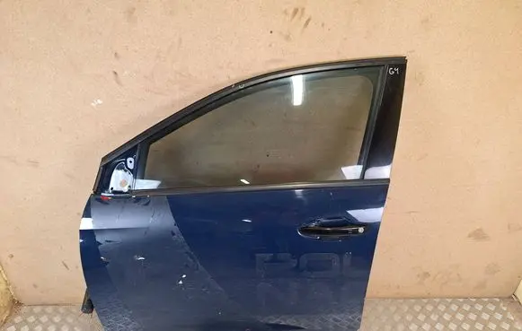 Peugeot 3008 II Front door