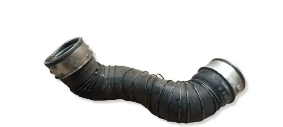 Mercedes-Benz C W203 Intercooler hose/pipe A2035281082