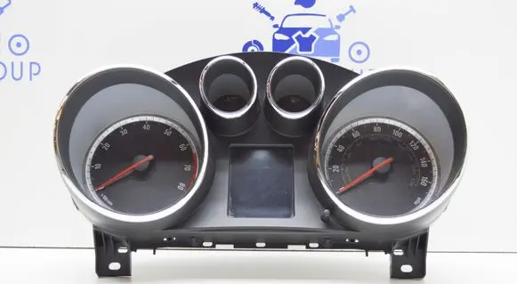 Opel Insignia A Speedometer (instrument cluster) 13904484 12844141