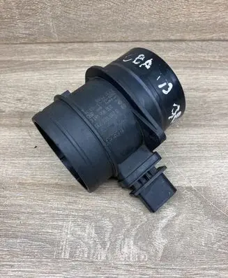 Volkswagen PASSAT B6 Mass air flow meter 03G906461C