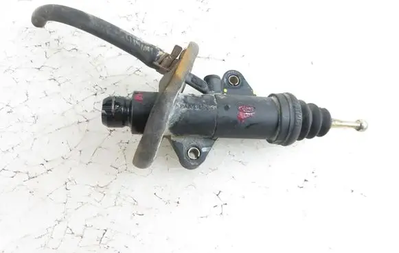 Seat Alhambra (Mk1) Clutch master cylinder 7M0721401D