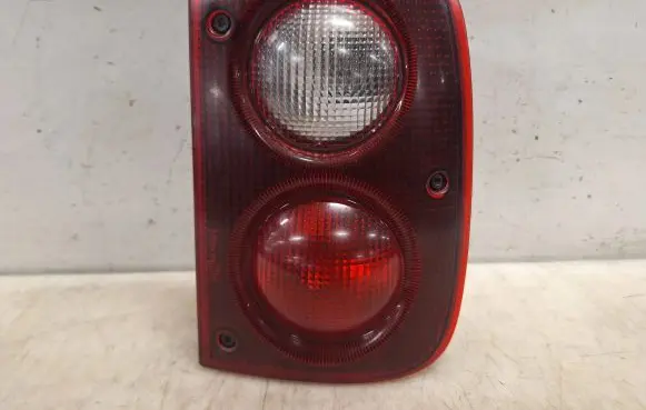 Land Rover Freelander Rear/tail lights F00AR00