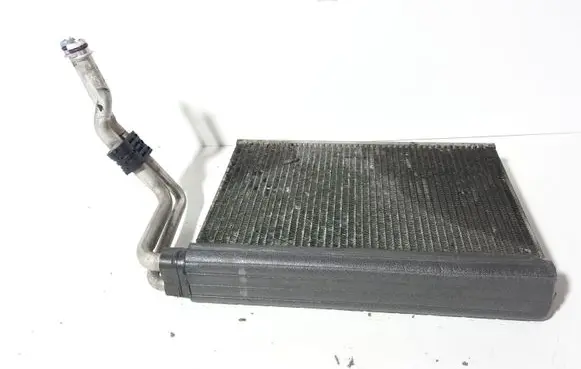 BMW 3 E90 E91 Air conditioning (A/C) radiator (interior) 09G24C207