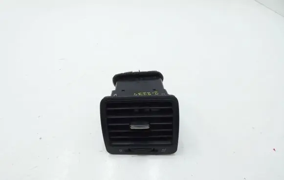 Volkswagen Golf V Dashboard side air vent grill/cover trim 1K0819709 1K0819703 3KNBC6