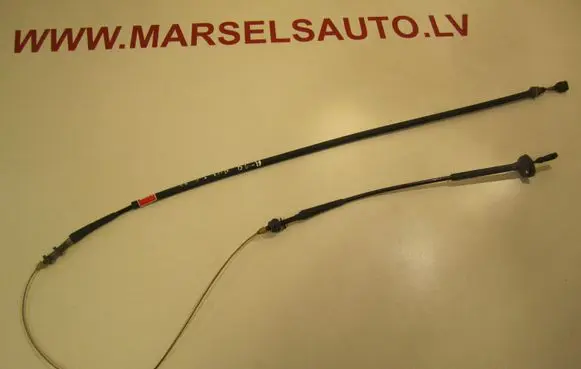 Volkswagen PASSAT B4 Throttle cable 893723555AC
