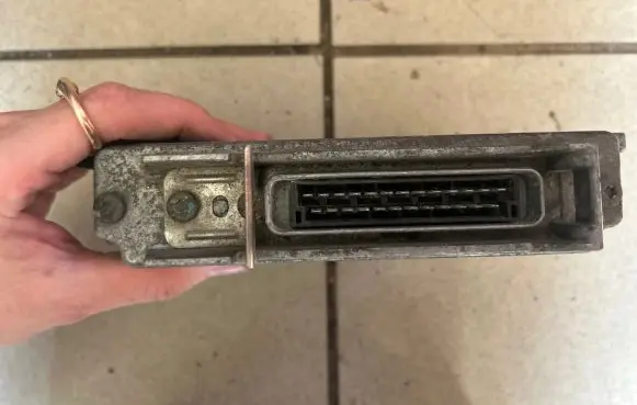 Renault Kangoo I Engine control unit/module 7700107773 R040800100 7700868300