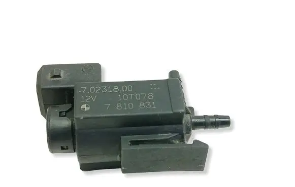 BMW 1 E82 E88 Turbo solenoid valve 7810831 70231800 10T078