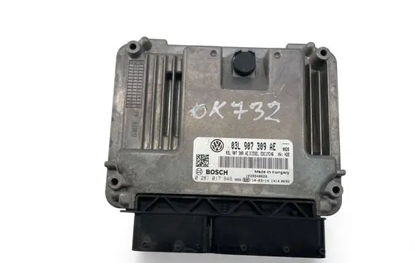 Volkswagen PASSAT CC Engine control unit/module ECU 03L907309AE 0281017946