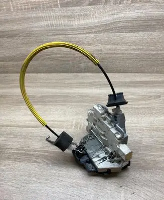 Audi A6 S6 C6 4F Rear door lock A6C6REARRIGHTSIDE