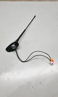 Opel Mokka B Aerial GPS antenna 9819668080 9819669580