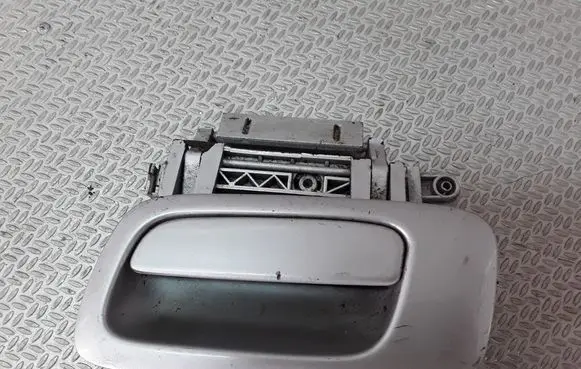 Opel Astra G Front door exterior handle