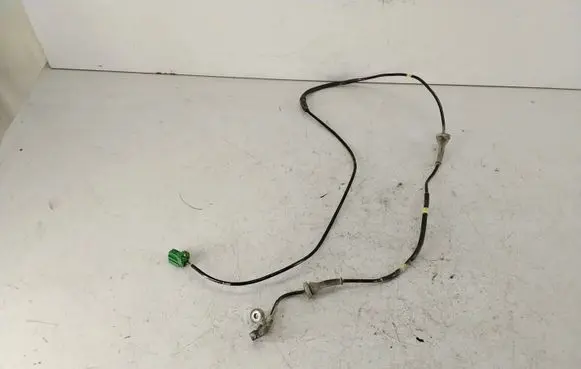 Volvo V70 Rear ABS sensor wiring LE0NI150 0975