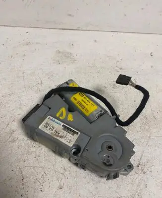 Audi A6 S6 C6 4F Sunroof motor/actuator 4B0959591H 88060D 1711178B