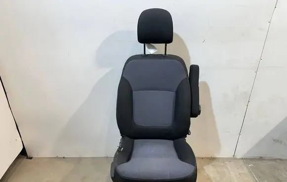 Opel Vivaro Front passenger seat