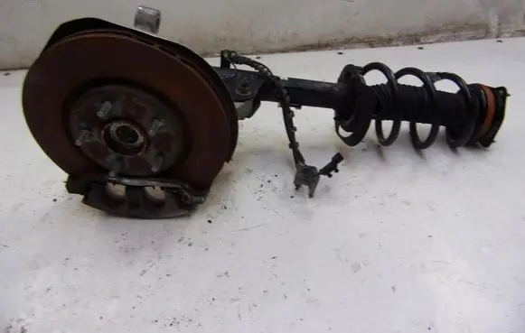 Chrysler Pacifica Front wheel hub spindle knuckle 68238134AB
