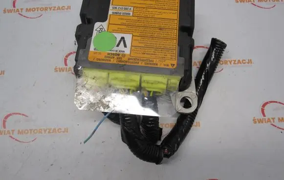 Nissan Juke I F15 Airbag control unit/module 98820BV80B 0285012905