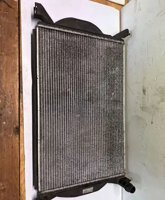 Audi A4 S4 B7 8E 8H Coolant radiator 8E0121251A