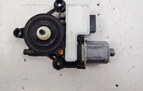 Seat Leon IV Rear door window regulator motor E850202106