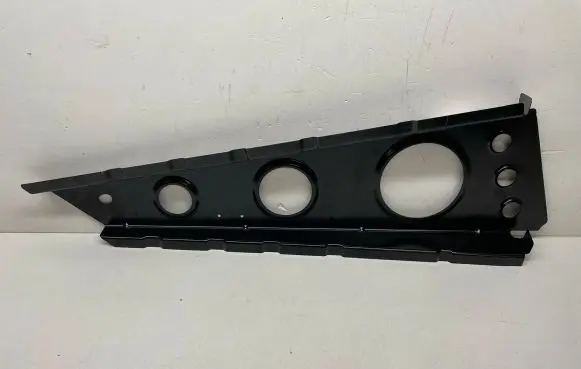 Mercedes-Benz Sprinter W906 Fender mounting bracket A9066370035 9066370035