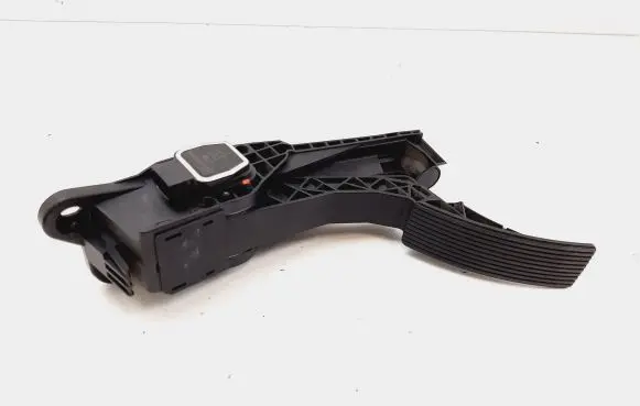 Mercedes-Benz GL X164 Accelerator throttle pedal A1643000504