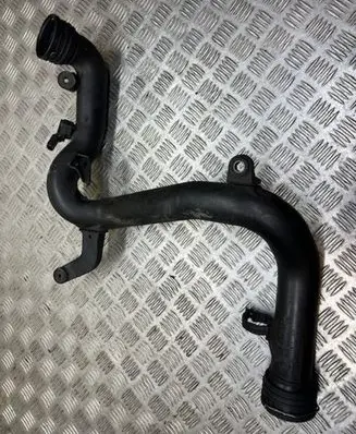Volkswagen PASSAT B6 Intercooler hose/pipe 1K0145770B