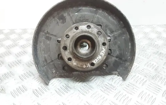 Opel Meriva B Front wheel hub