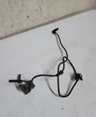 Mercedes-Benz S W221 ABS brake wheel speed sensor A2219055700