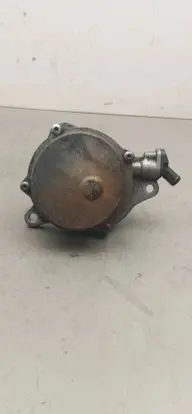 BMW 5 E60 E61 Vacuum pump