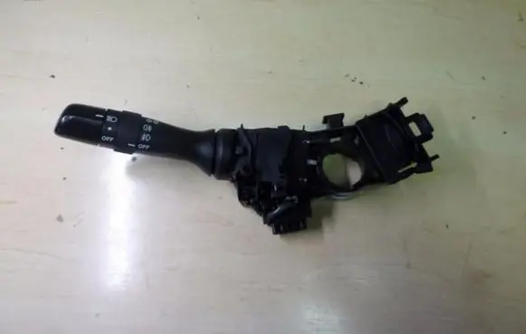 Toyota RAV 4 (XA30) Multifunctional control switch/knob 17F100 N268