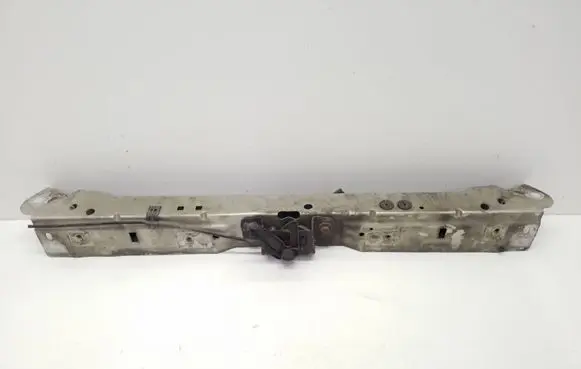 Opel Insignia A Top upper radiator support slam panel