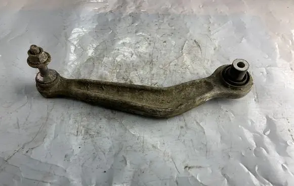 BMW 5 E39 Rear control arm 10942081
