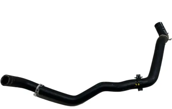 Engine coolant pipe/hose