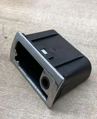 Volkswagen Touareg I Car ashtray 7L6867317