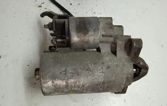 Peugeot 207 Starter motor PEUGEOT2072009M