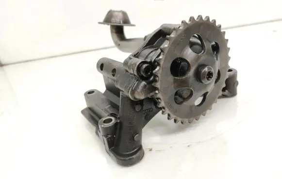 Ford Galaxy Oil pump 06A115121
