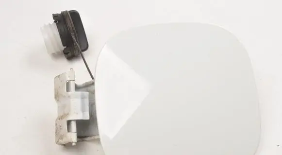 Mitsubishi Outlander Fuel tank cap