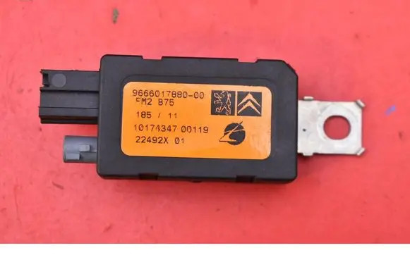 Citroen DS4 Sound amplifier 9666017880
