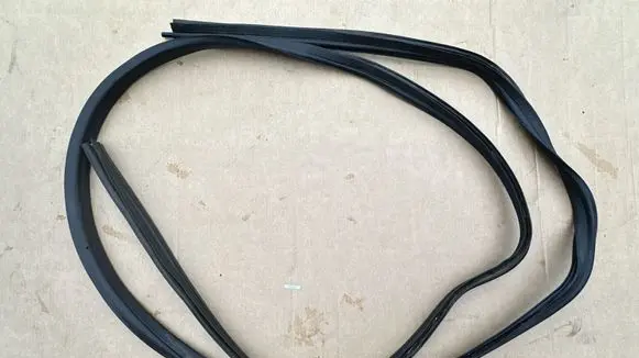 Jeep Cherokee XJ Rubber seal loading door 55175354AE
