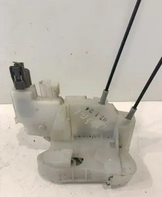 Subaru Legacy Front door lock