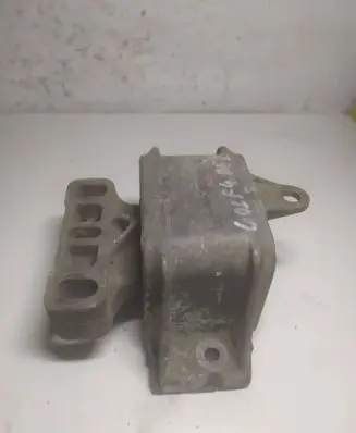 Volkswagen Golf IV Engine mount bracket 1J0199555