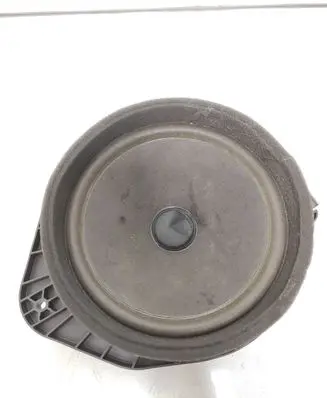 Chevrolet Orlando Front door speaker