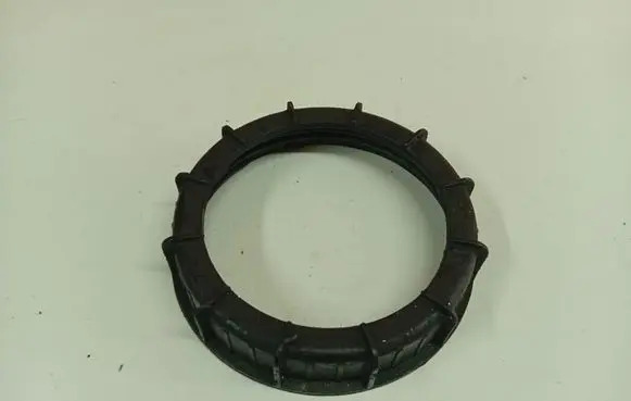 Ford Galaxy In tank fuel pump screw locking ring/nut 2S619C385AA