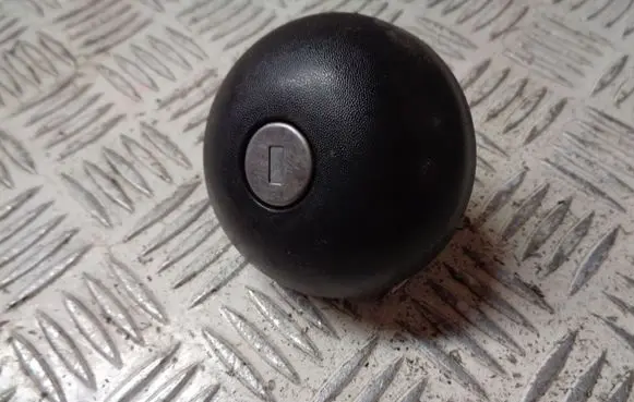Renault Twingo III Fuel tank filler cap 8200463085
