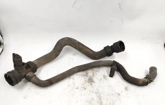 Audi A6 S6 C5 4B Engine coolant pipe/hose
