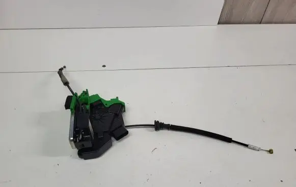 KIA Ceed Front door lock 81320A2120